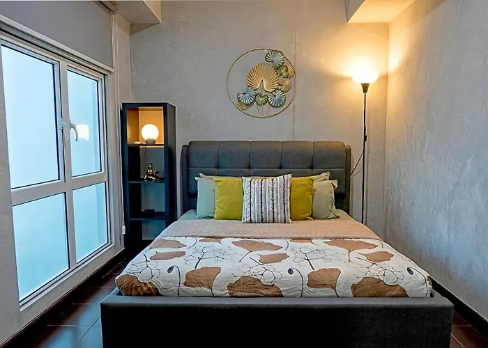 Toby's Crib At San Lorenzo Place Apartment Manila